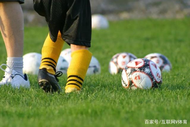 队史第二位6000分球员 翟晓川:未来属于年轻人